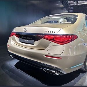 Meet your Posher, Russell